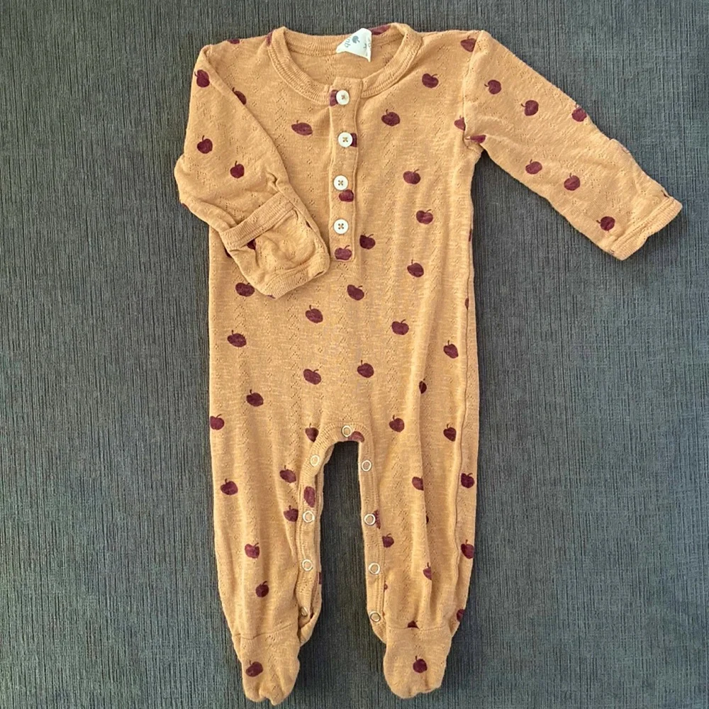 Kate Quinn Apples Romper - Picture 1 of 4